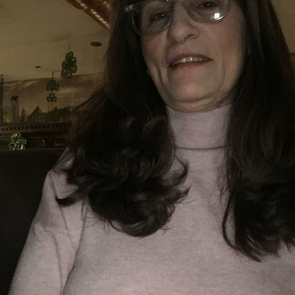 Meet your Posher, María